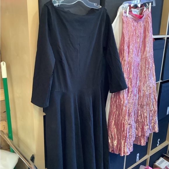 Unique Vintage Black Midi Dress - Picture 4 of 4